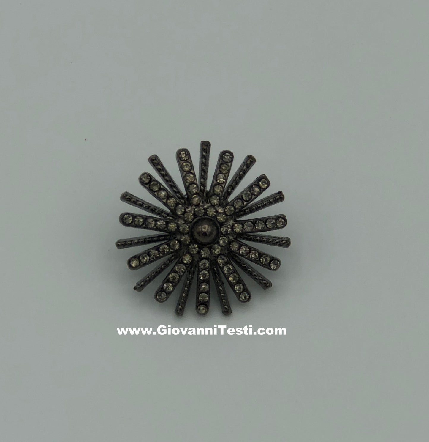 GT-Pin Silver Flower