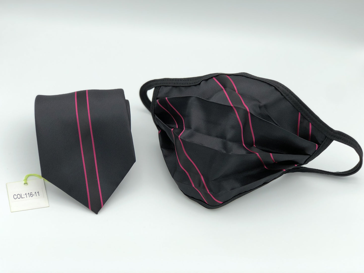 Classic Tie & Face Mask Set, 116-11 Fuschia